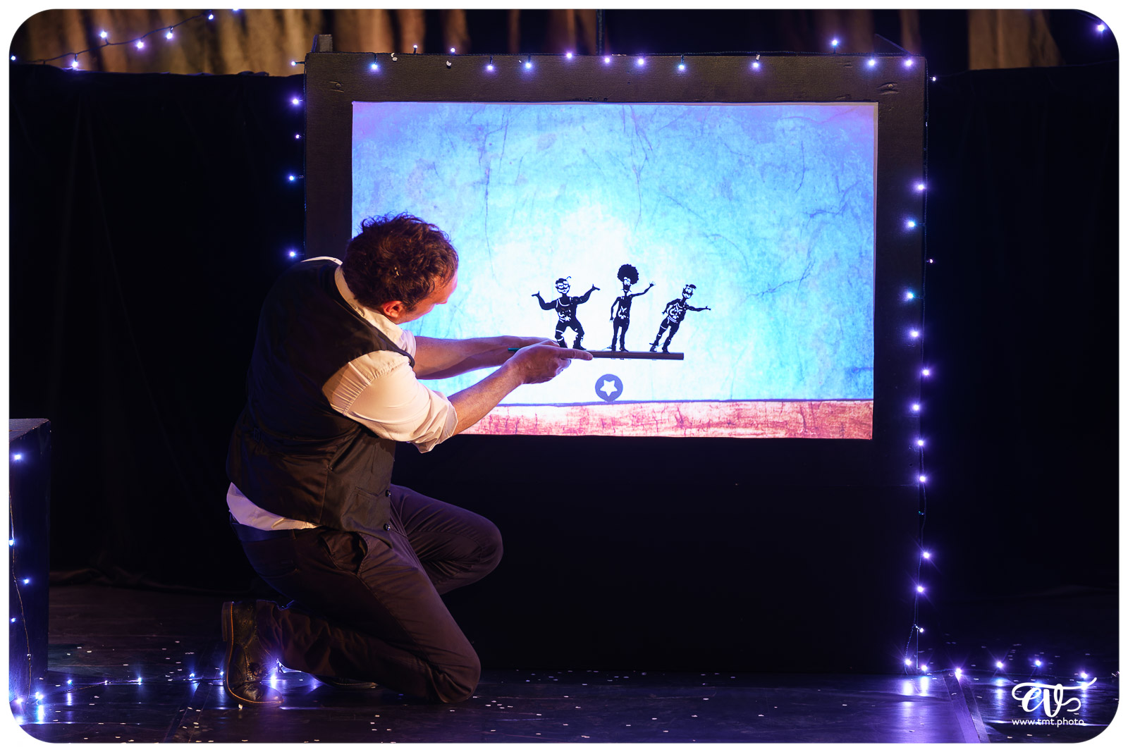 LE CIRQUE DES ÉTOILES (COMME UNE ÉTINCELLE)